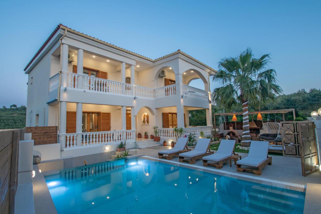Kozanos Hotel & Suites Alykanas  Ngoại thất bức ảnh